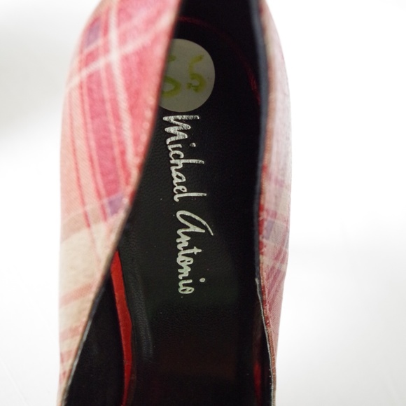 Michael Antonio Plaid Stiletto Heel Pump- Sz. 5.5 - Picture 4 of 5